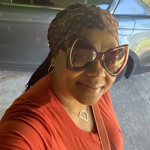 Meet your Posher, Tarsha